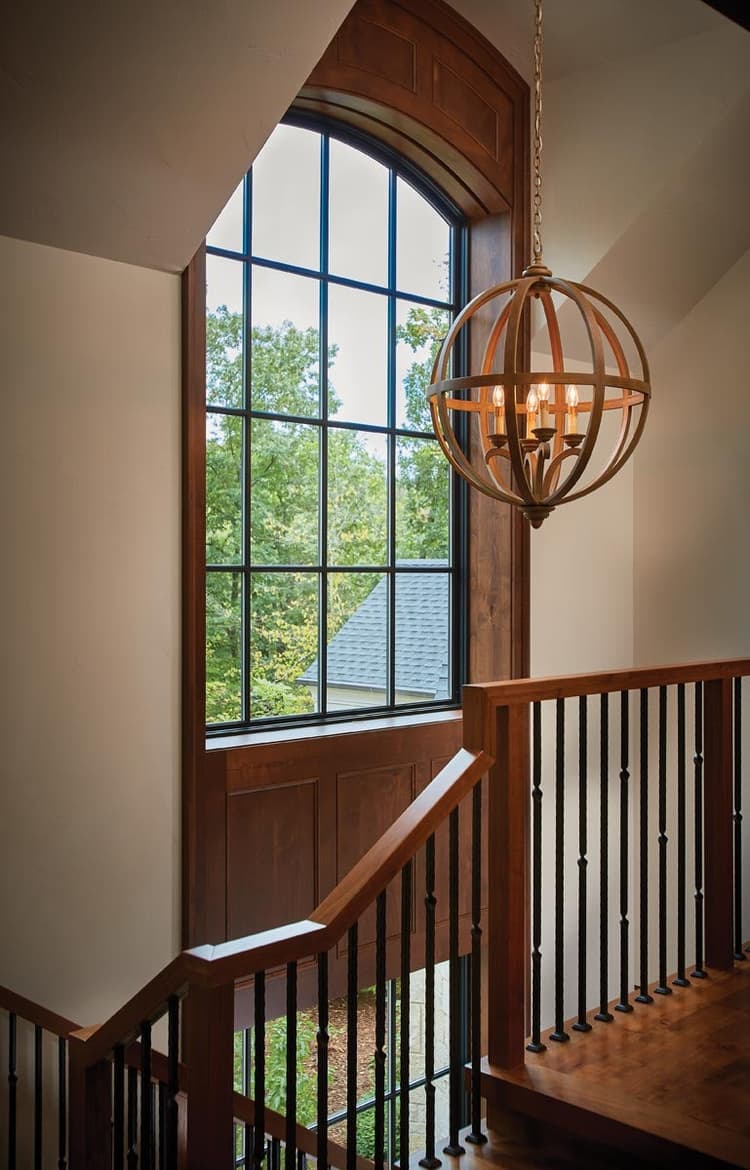 Ultra Series radius window